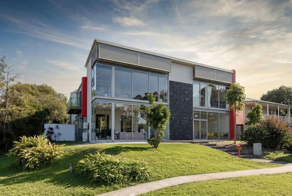 Mixed-use commercial property purchased for $1,625,000 — Caifu Commercial Equity project